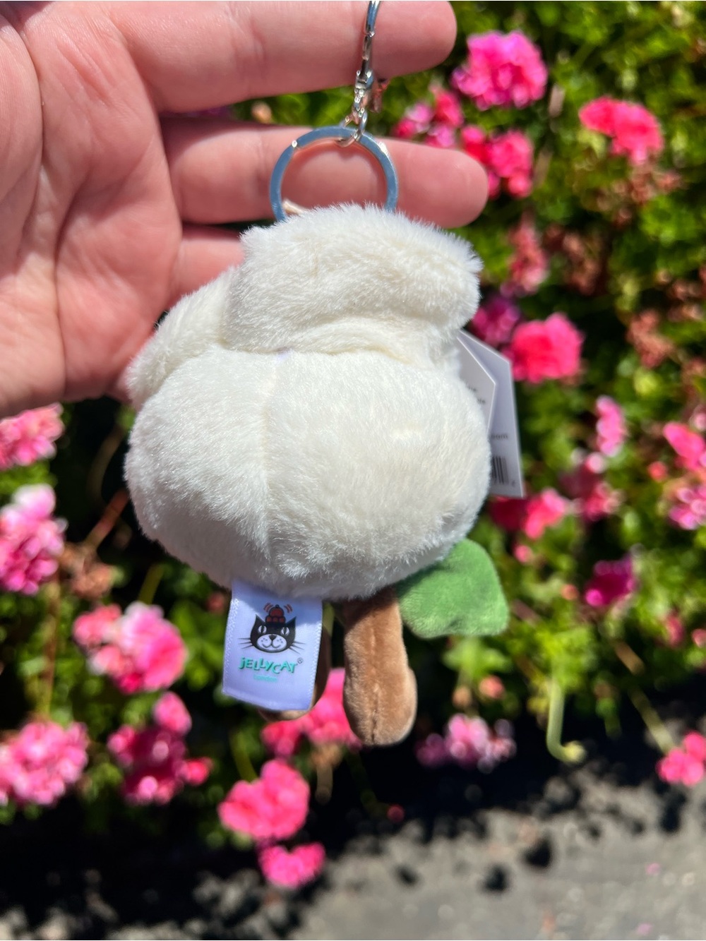 WHITE ROSE PLUSH KEYCHAIN - Picture 3 of 6